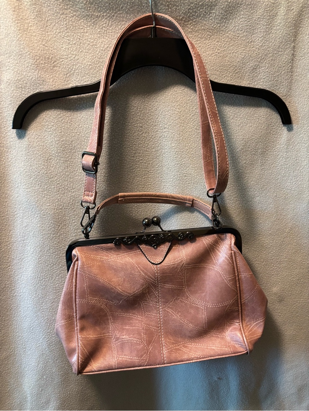 Vintage-Style Pink Leatherette Frame Satchel